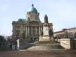 City Hall.jpg (47314 bytes)